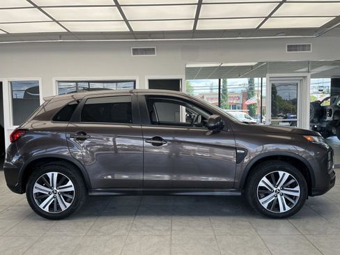 Used 2021 Mitsubishi Outlander Sport ES image 4