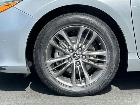 Used 2017 Toyota Camry SE image 27