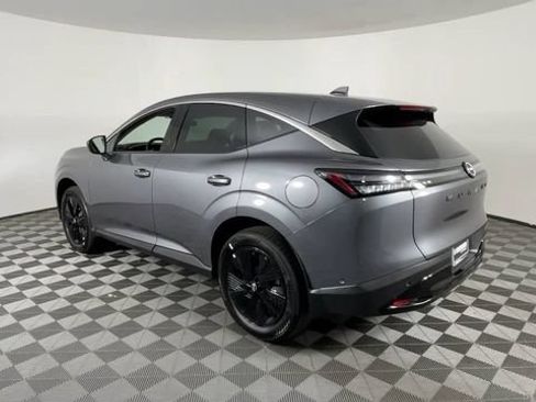 New 2025 Nissan Murano SV FWD image 5