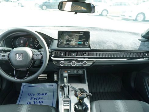 Used 2024 Honda Civic Sport image 18