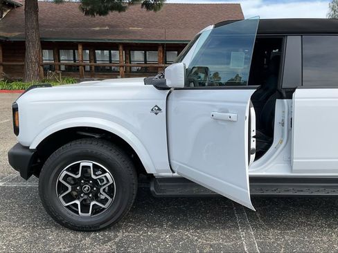 New 2025 Ford Bronco Outer Banks image 57