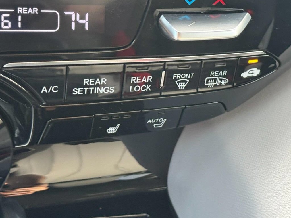 Certified 2026 Acura MDX w/ Technology Package AWD/4WD image 29