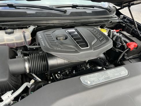 Used 2024 Jeep Grand Wagoneer Series III image 28