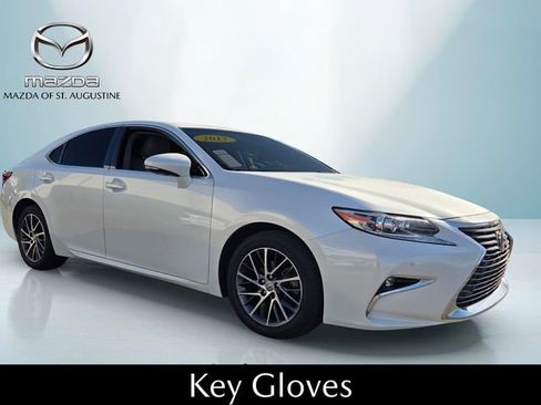 Used 2017 Lexus ES 350 w/ Luxury Package FWD image 15