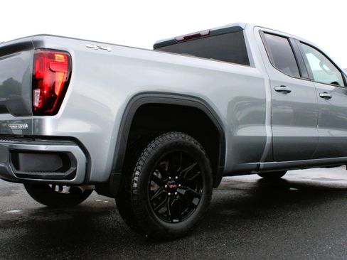 Used 2023 GMC Sierra 1500 Elevation AWD/4WD image 7