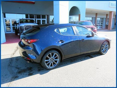 Used 2023 MAZDA MAZDA3 s image 7