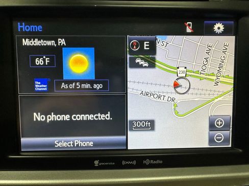 Used 2019 Toyota Highlander XLE AWD/4WD image 28
