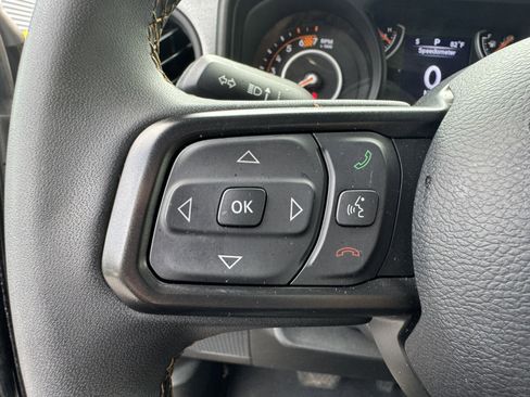 Used 2025 Jeep Wrangler Unlimited Sport AWD/4WD image 31