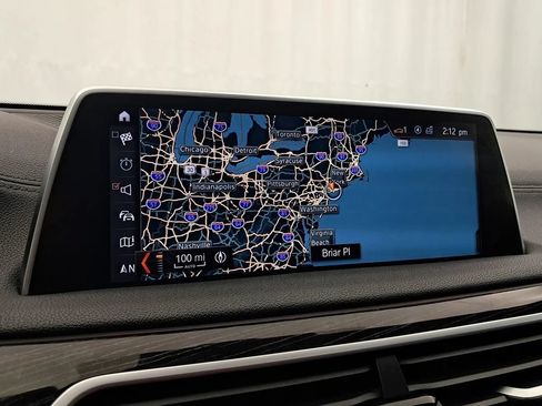 Used 2019 BMW 750i xDrive w/ M Sport Package AWD/4WD image 15