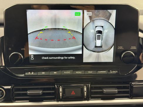 Used 2022 Nissan Pathfinder SL w/ SL Premium Package image 25