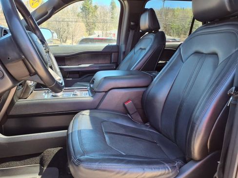 Used 2021 Ford Expedition Limited image 13