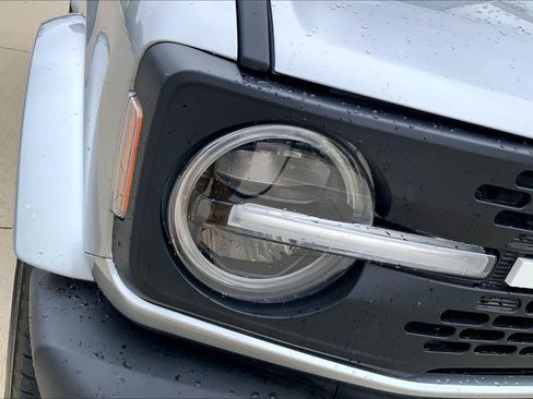 Used 2023 Ford Bronco Outer Banks AWD/4WD image 26
