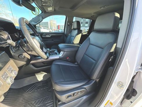 Used 2023 Chevrolet Silverado 1500 LTZ image 19