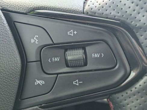 Used 2024 Chevrolet Trax RS w/ Driver Confidence Package image 27