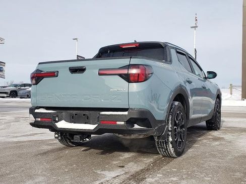 Used 2023 Hyundai Santa Cruz SEL Premium image 5