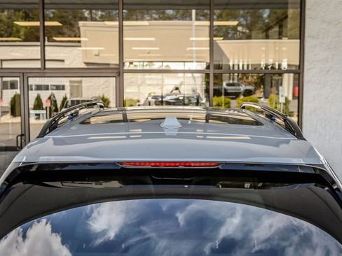 Used 2023 BMW X7 xDrive40i w/ M Sport Package image 10