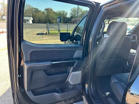 Used 2022 Ford F150 Platinum w/ Equipment Group 701A High image 16