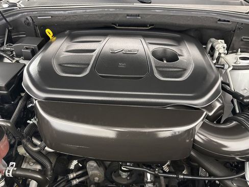 Used 2022 Jeep Grand Cherokee Limited image 31