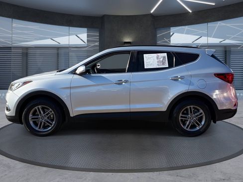 Used 2017 Hyundai Santa Fe Sport FWD image 3