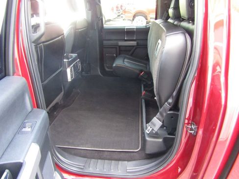 Used 2018 Ford F150 Platinum image 41