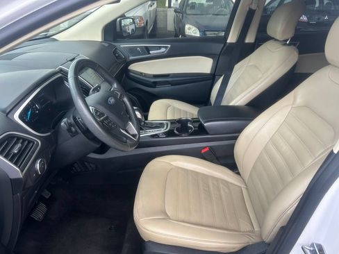 Used 2017 Ford Edge SEL w/ Equipment Group 201A AWD/4WD image 26