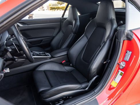 Certified 2020 Porsche 911 Carrera S image 5