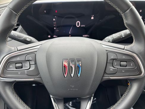 Used 2025 Buick Encore GX Preferred image 29