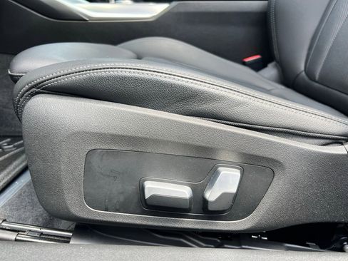 Used 2022 BMW 230i Coupe w/ Convenience Package image 28