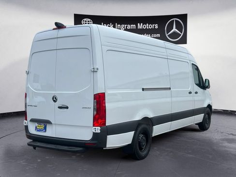New 2026 Mercedes-Benz Sprinter 2500 image 5