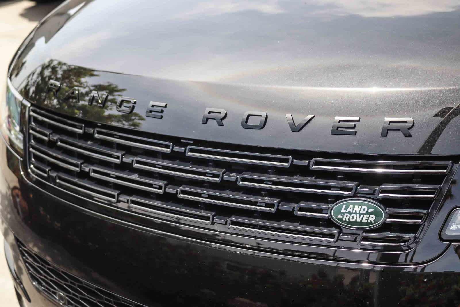 New 2026 Land Rover Range Rover Sport Dynamic SE AWD/4WD image 10