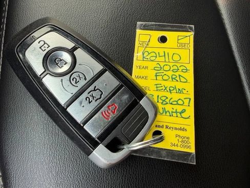 Used 2022 Ford Explorer XLT w/ Equipment Group 202A AWD/4WD image 53