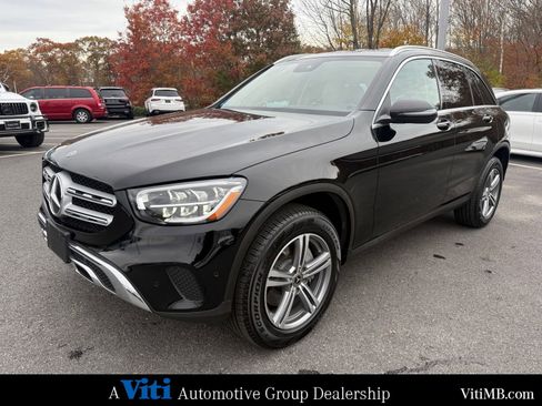 Certified 2022 Mercedes-Benz GLC 300 4MATIC image 4