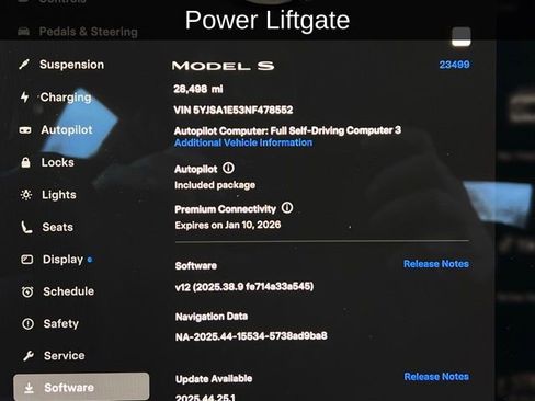 Used 2022 Tesla Model S image 3