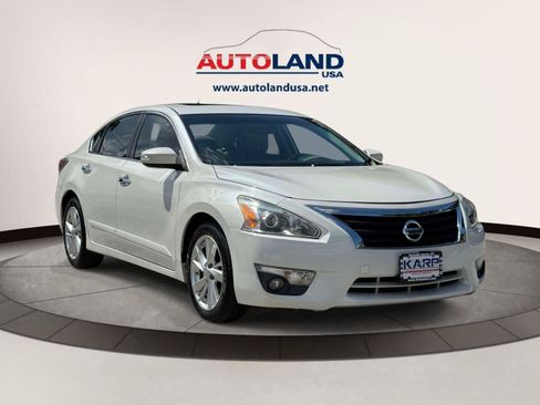 Used 2015 Nissan Altima 2.5 SL w/ Technology Package FWD image 2