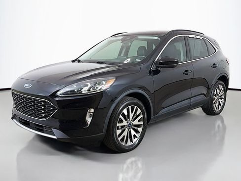 Used 2021 Ford Escape Titanium AWD/4WD image 11