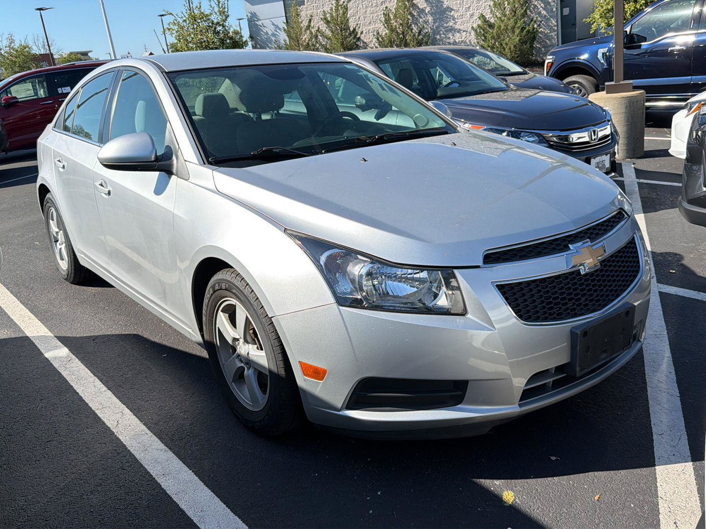Used 2014 Chevrolet Cruze LT FWD image 1