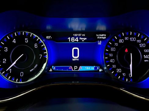 Used 2016 Chrysler 200 C w/ Premium Group image 14