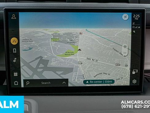 Used 2025 Land Rover Defender 110 S image 38