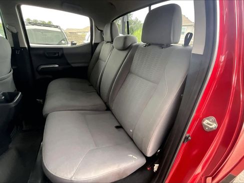 Used 2019 Toyota Tacoma SR5 image 15