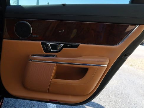 Used 2017 Jaguar XJ L Portfolio AWD/4WD image 50