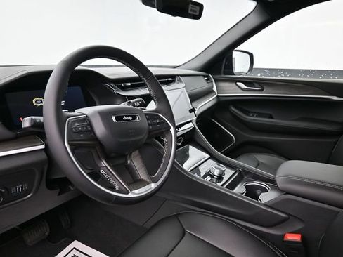 New 2026 Jeep Grand Cherokee L Limited w/ Limited Altitude Package image 13