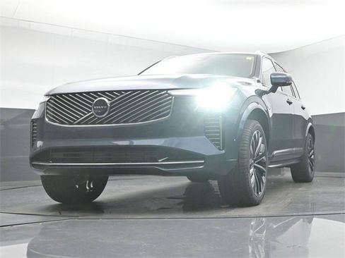 New 2026 Volvo XC90 T8 Ultra image 39