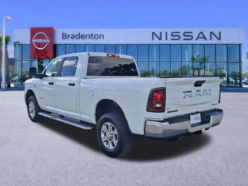Used 2026 RAM 2500 Big Horn AWD/4WD image 7