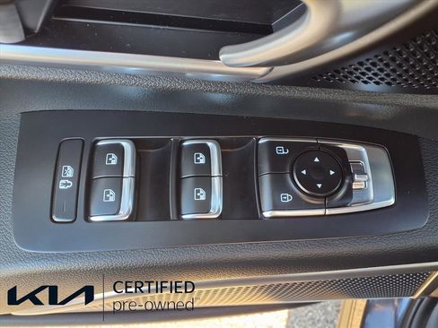 Certified 2025 Kia Telluride S image 12