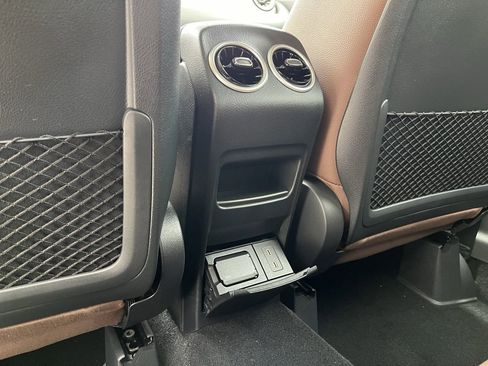 Certified 2025 Mercedes-Benz GLA 250 4MATIC image 47