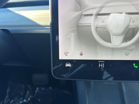 Used 2021 Tesla Model 3 Long Range image 22