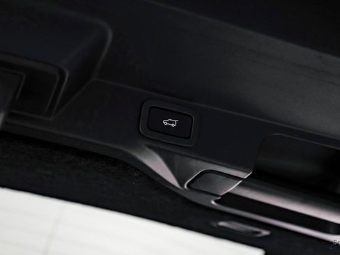 Used 2021 Land Rover Range Rover Sport HST image 96