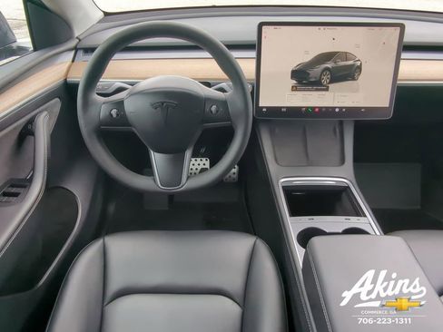 Used 2023 Tesla Model Y Long Range image 15