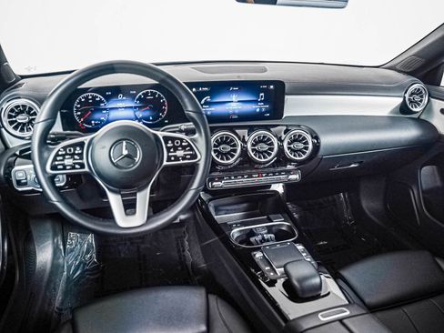 Certified 2022 Mercedes-Benz CLA 250 image 14