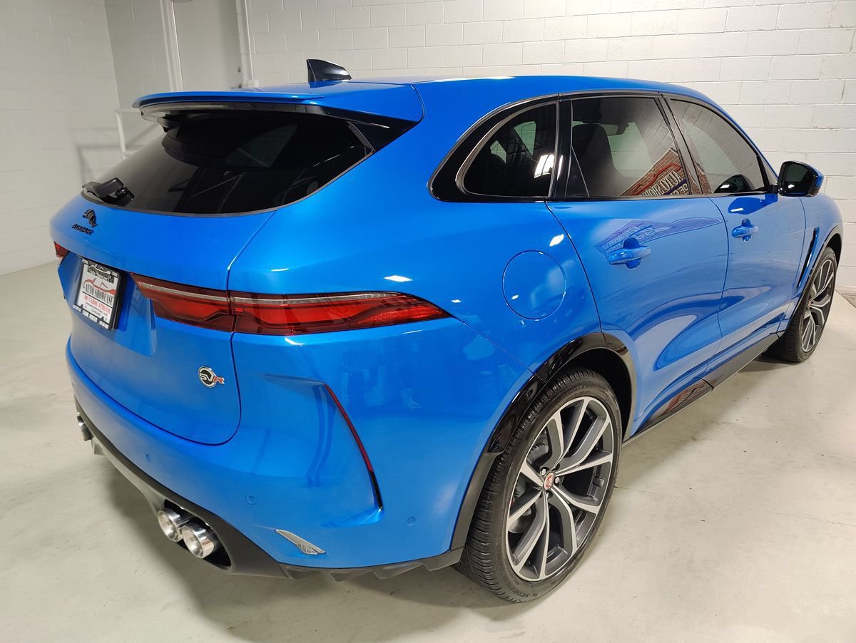 Used 2023 Jaguar F-PACE SVR AWD/4WD image 6